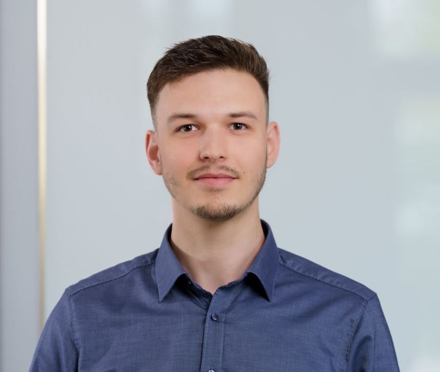 Herr Tobias Mehls