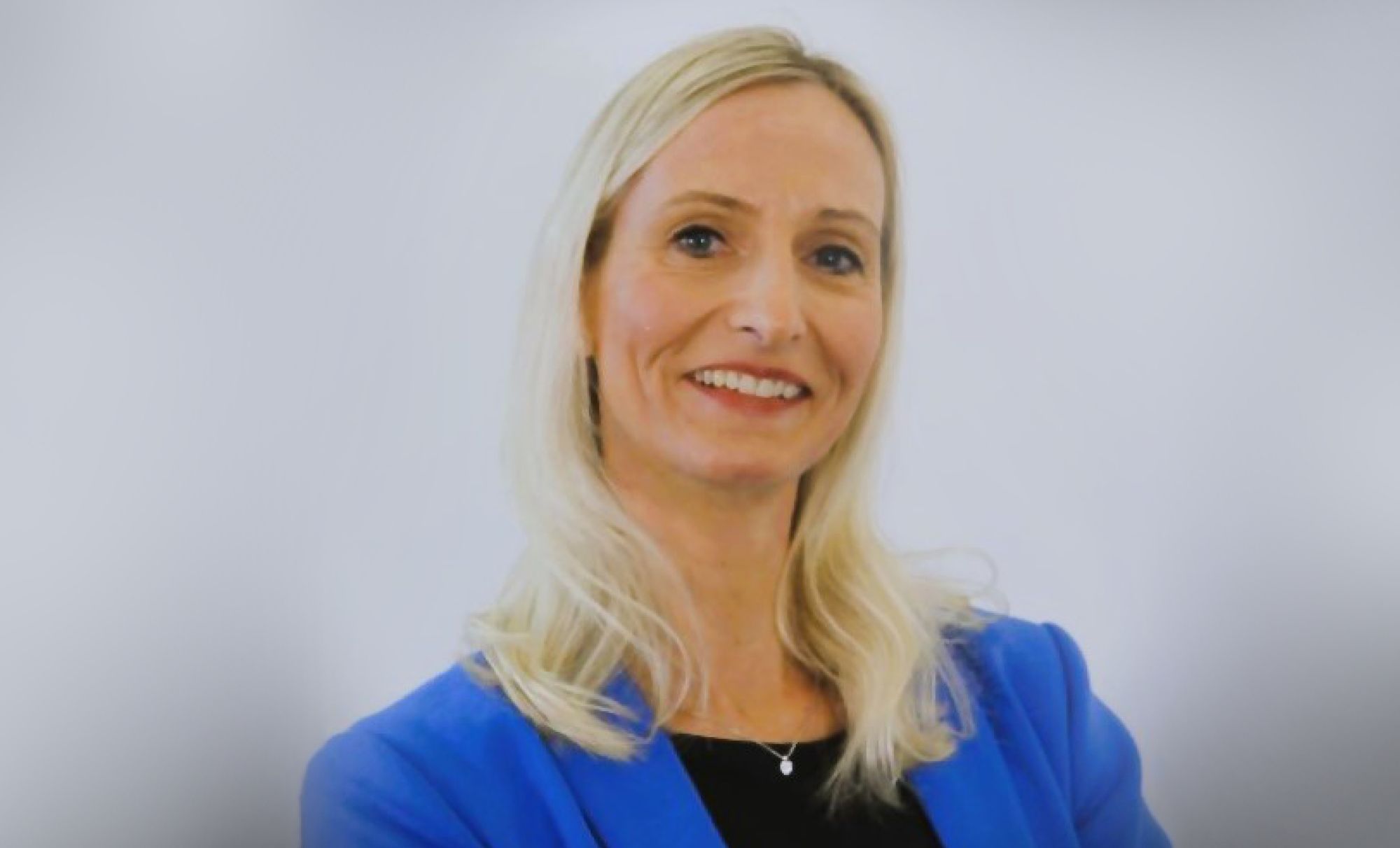 Frau Manuela Michelis